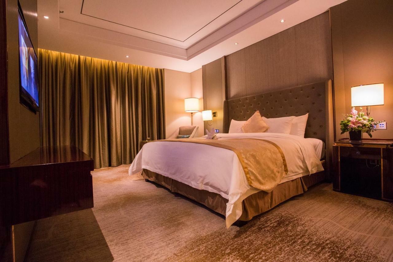 Howard Johnson Qinlu Plaza Yingtan Exteriér fotografie